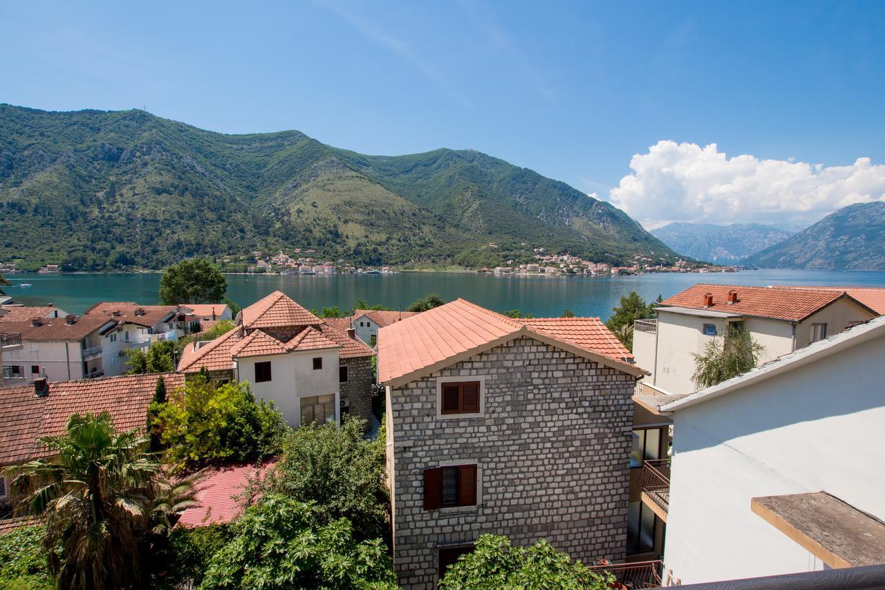 Hotel Alkima Kotor Buitenkant foto